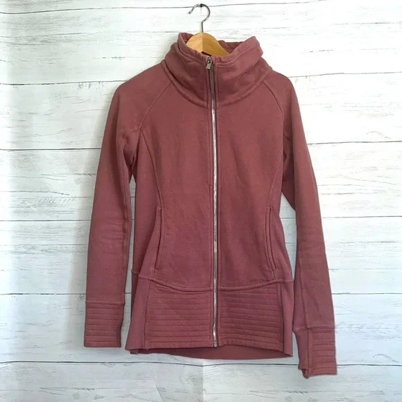 Lululemon radiant jacket - Picture 2 of 5